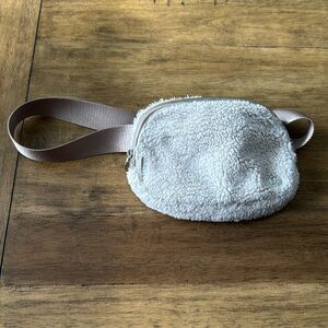 Lululemon belt bag